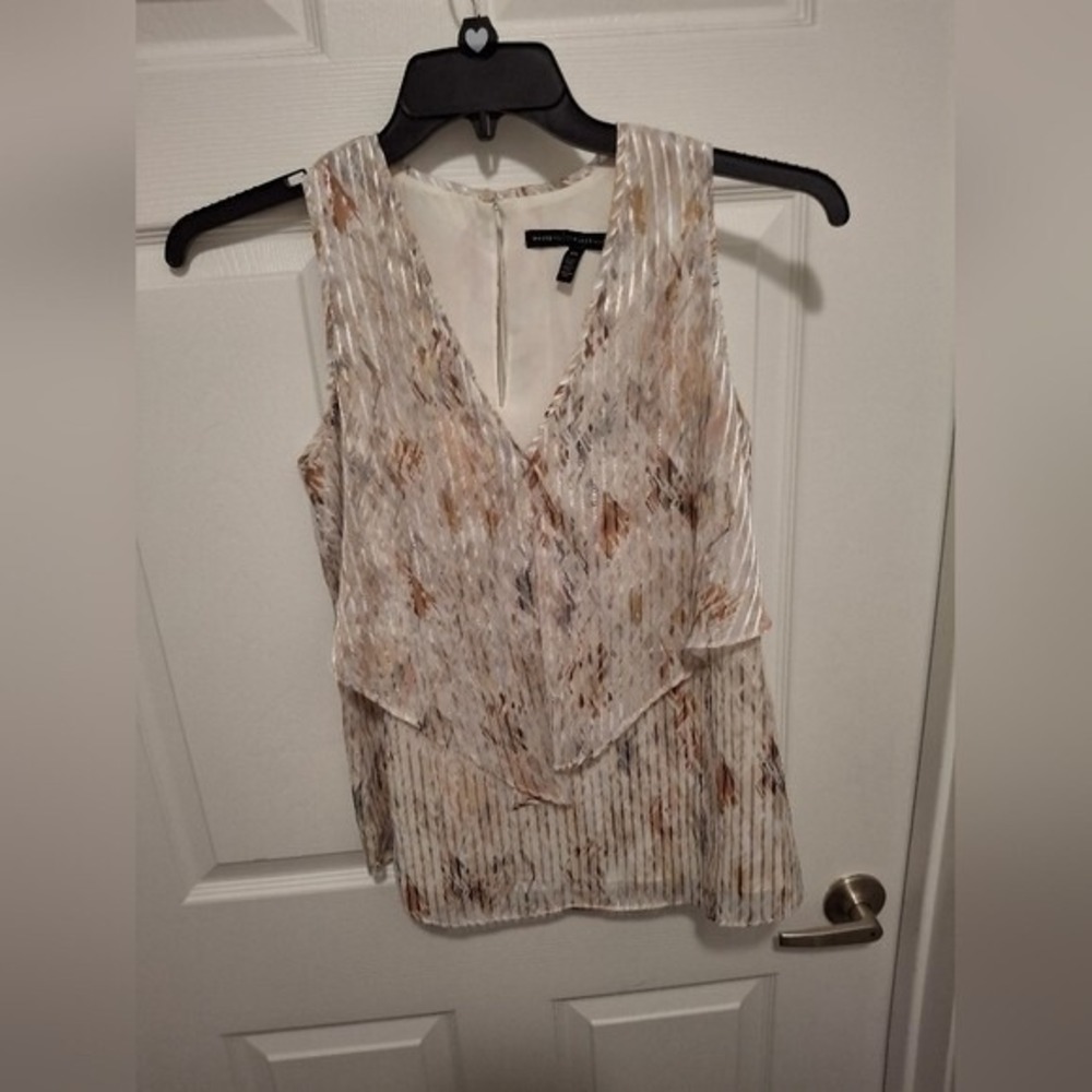 3/$15 White House Black Market XS Metallic Cream V-Neck Layered‎ Metallic Blouse